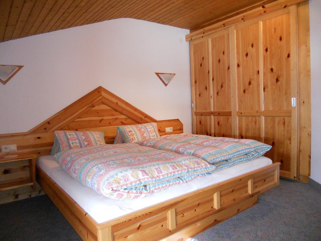 Urblhof Apartment Leutasch Bilik gambar
